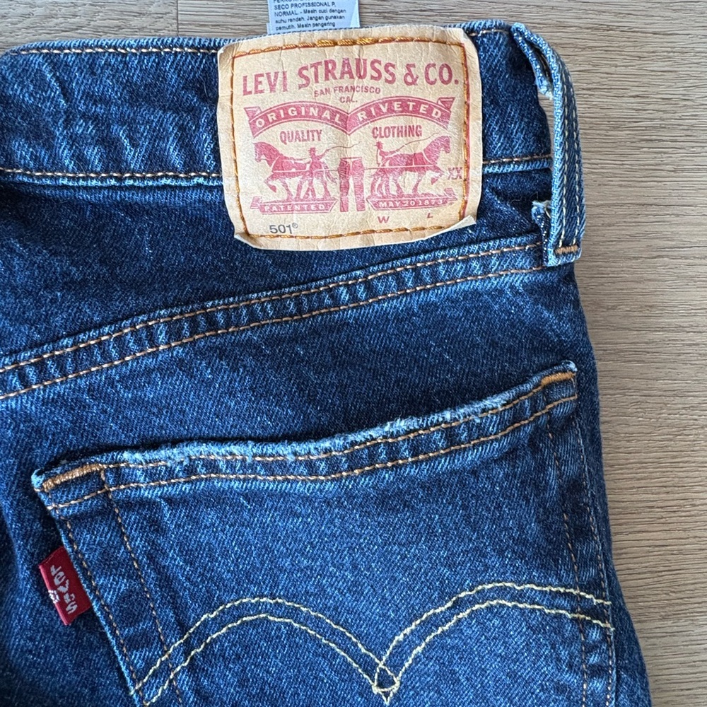 Levi's 501 Blue Denim Jeans